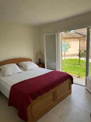 3 soverom, strykejern/-brett og internettilgang