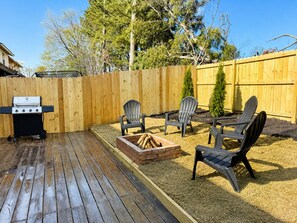 Terrace/patio - Juniper: 3 bedroom w/ pool (Martinez)