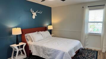 3 chambres, fer et planche à repasser, Wi-Fi, draps fournis