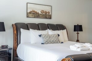 4 bedrooms, free WiFi, bed sheets