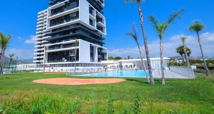 Global Sunrise Tower 8548