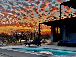 Outdoor pool - East Cape Baja, Shipwrecks Beach Private Retreat with Pool & Ocean Views (Baja California Sur)
