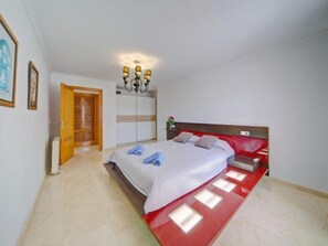 Casa, 6 quartos, terraço | 6 quartos
