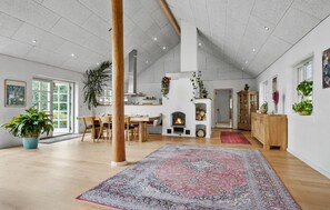 Interior - Cozy home in Aarup with WiFi (Aarup)