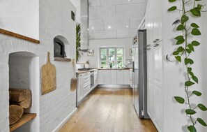 Kühlschrank, Herdplatte, Geschirrspüler