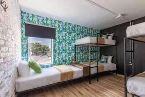 11 Schlafzimmer, Bügeleisen/Bügelbrett, WLAN, Bettwäsche