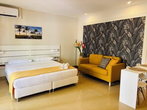 1 Schlafzimmer, Zimmersafe, Bügeleisen/Bügelbrett, Internetzugang