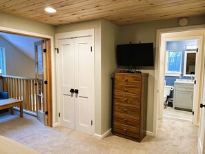 2 bedrooms, WiFi, bed sheets - Woods Resort and Spa Beautiful and Cozy 2 bed, 2 bath Condo (Killington)