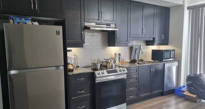 Private Bedroom in Prime Location