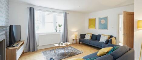 TV connectée, cheminée