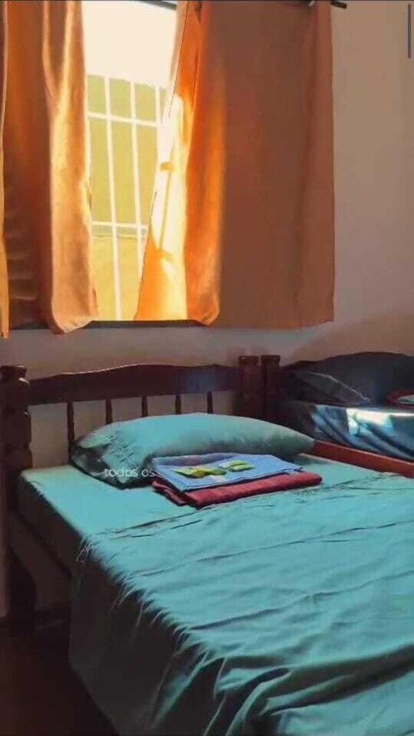 Iron/ironing board, free WiFi