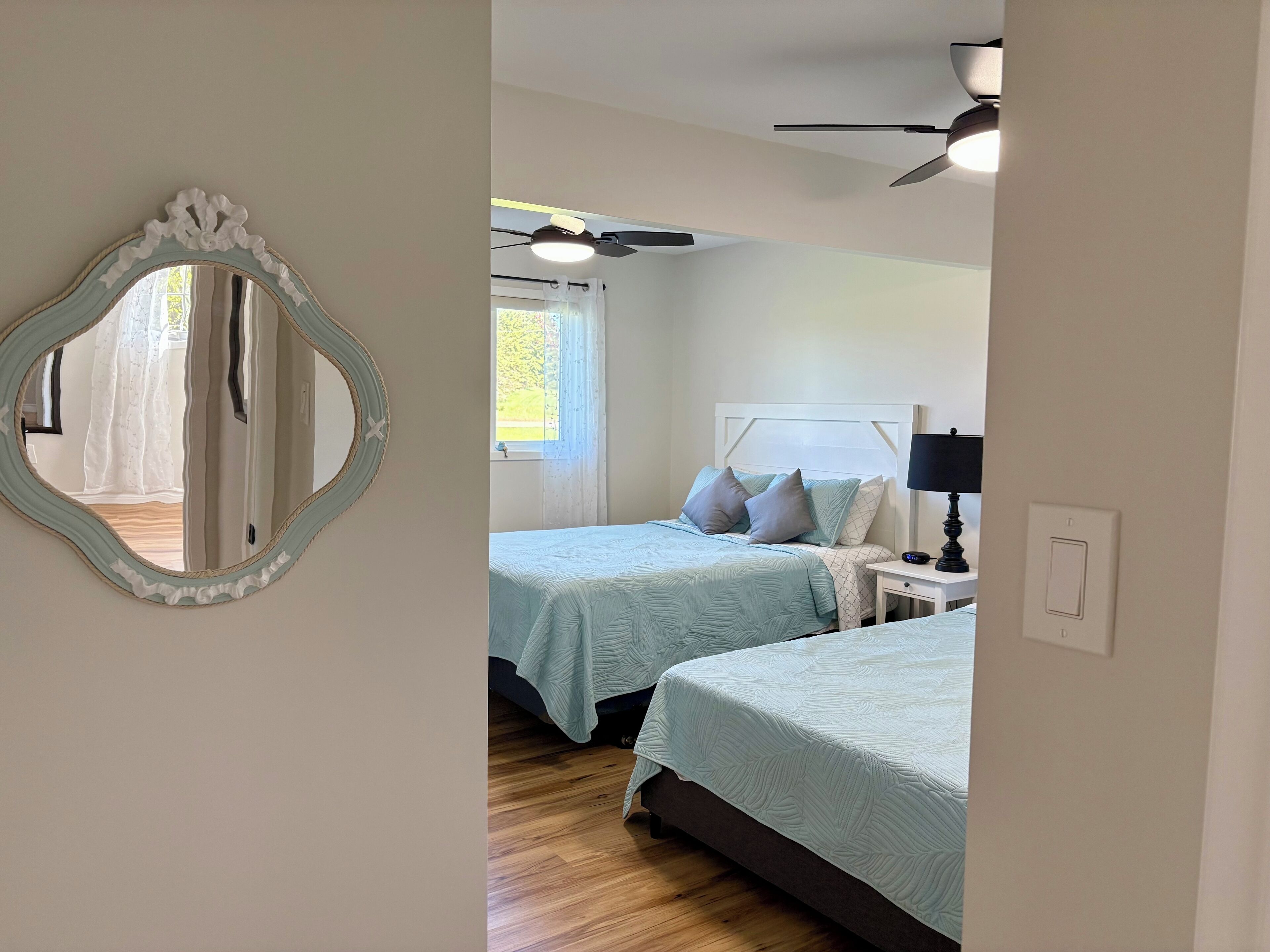 3 habitaciones, tabla de planchar con plancha y wifi gratis 