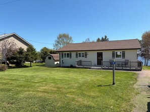 Exterior - Riverside Landing Cottage (Alberton)