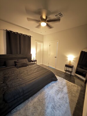 3 bedrooms, WiFi, bed sheets