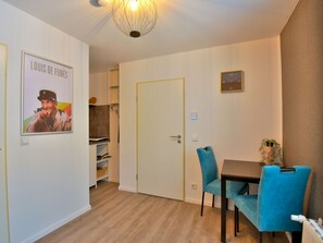 Dining - Filmtheater Oberhof by Interhome (Oberhof)