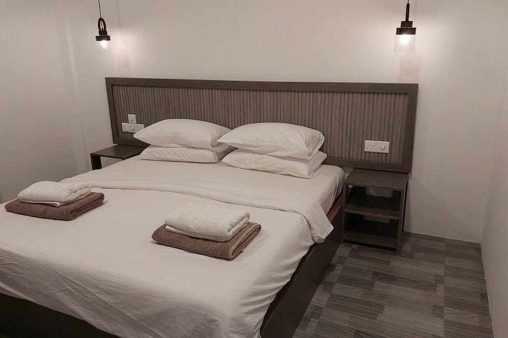 Nirili Villa