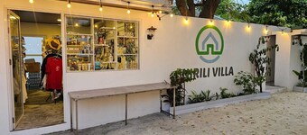 Nirili Villa