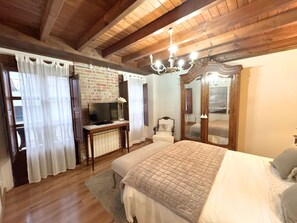 2 Schlafzimmer, Bügeleisen/Bügelbrett, Reisekinderbett, kostenloses WLAN