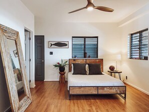 6 bedrooms, iron/ironing board, WiFi, bed sheets - Panoramic Ocean & Mountain Views --we have FULL AVAILABILITY please message us.
(Kaneohe)