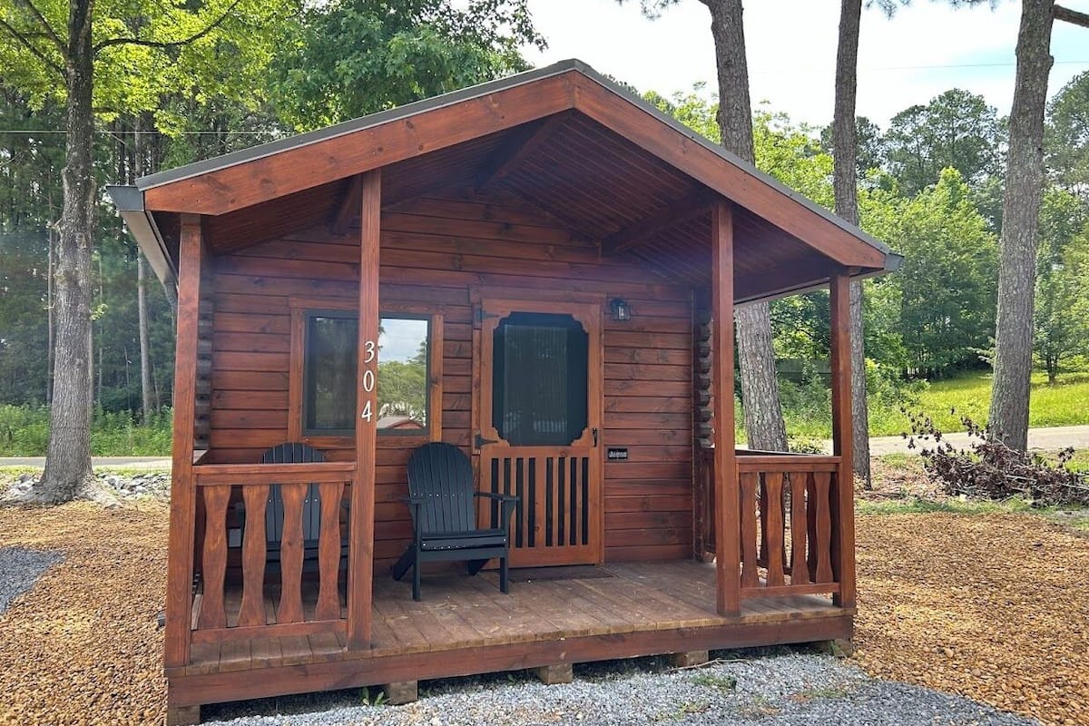 Classic Cabin, Lake View | 1 bilik tidur, Wi-fi percuma, cadar katil