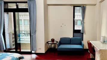 1 chambre, coffres-forts dans les chambres, bureau