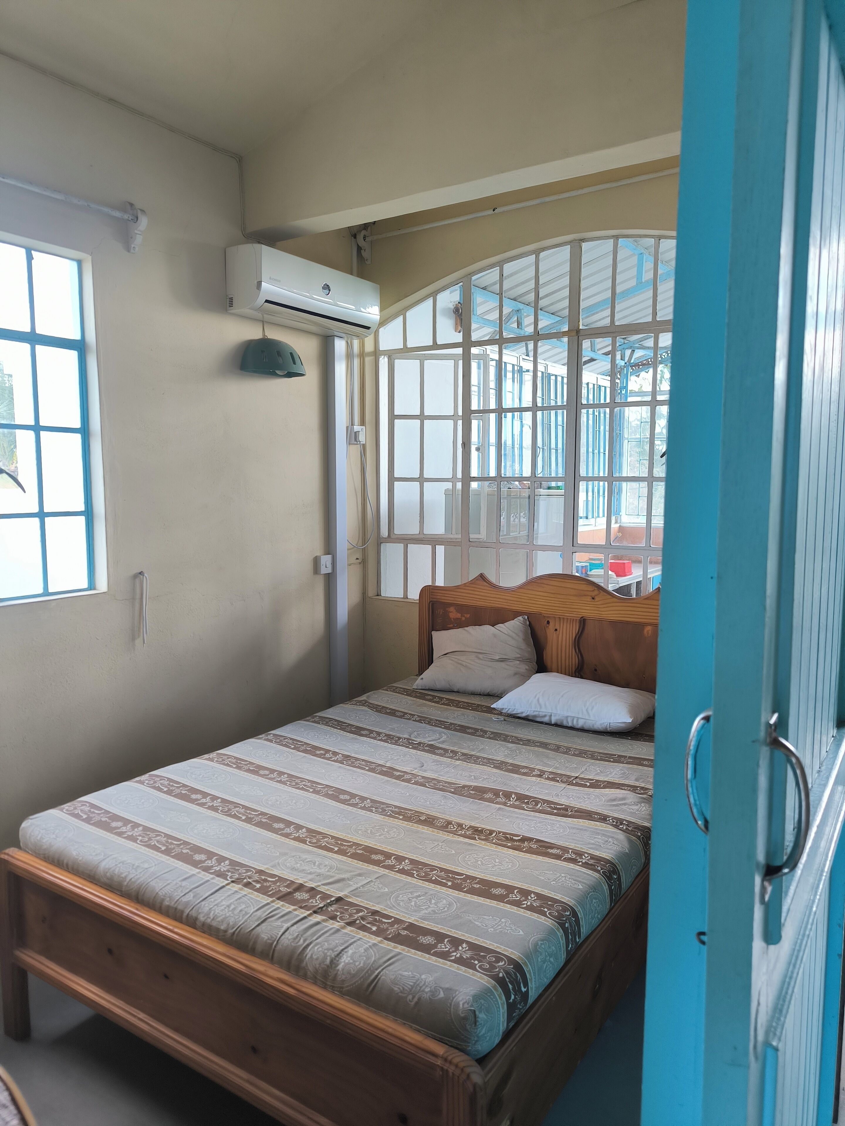 1 makuuhuone, silitysrauta/-lauta, Wi-Fi