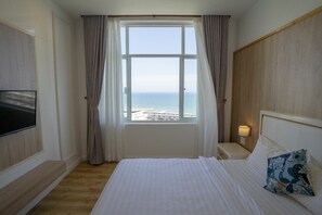 3 slaapkamers, een strijkplank/strijkijzer, wifi, beddengoed