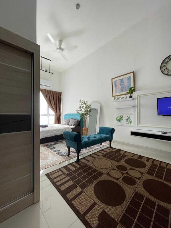 1 bedroom, iron/ironing board, WiFi, bed sheets