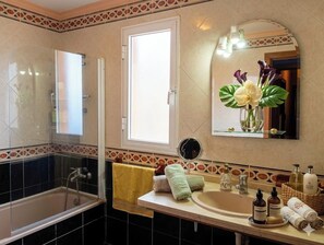 Hair dryer, towels