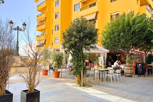 Apartment in San Pedro de Alcántara-Marbella with private parking