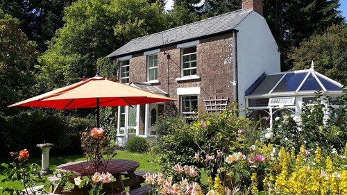 Keeper's Cottage - pet friendly, Forest of Dean