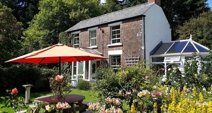 Keeper's Cottage - pet friendly, Forest of Dean