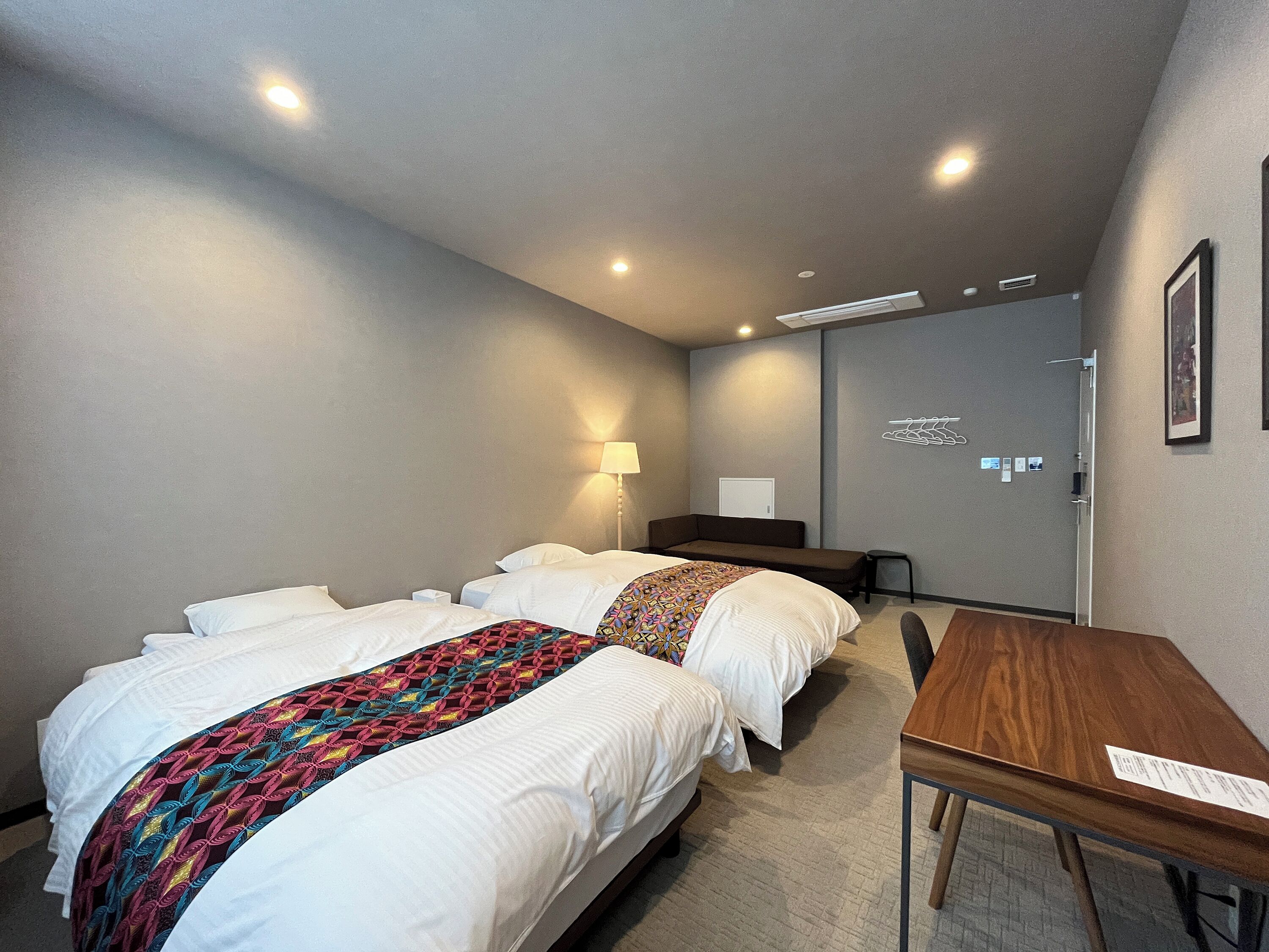 Tomannsrom – standard | Blendingsgardiner, wi-fi (inkludert) og sengetøy