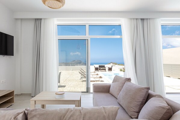 Villa | Living room - Villa - Fenced Petres 2 (Agios Vasileios)