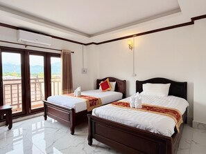 Deluxe Double Room Single Use, Non Smoking, Private Bathroom | Individually furnished, desk, free WiFi, wheelchair access - Vangvieng Sisavang Hotel (Vang Vieng)