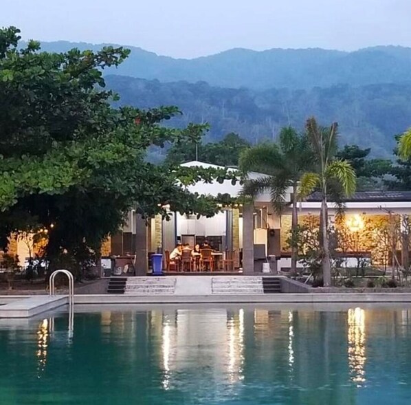 Front of property - 8988 Beach Resort (Tunggaljaya)