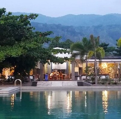 8988 海灘度假村