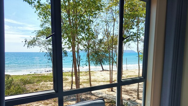 Unclassified image, 1 of 26, button - Sunny Beach Resort  (Koh Rong)