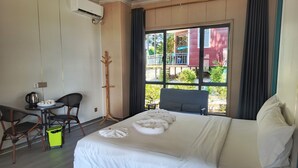 Unclassified image, 2 of 26, button - Sunny Beach Resort  (Koh Rong)