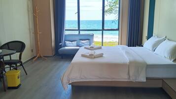 Chambre Simple, balcon, vue mer | Coffres-forts dans les chambres, chambres insonorisées, Wi-Fi gratuit