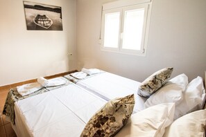 1 bedroom, iron/ironing board