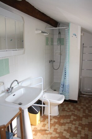 Dusche, Bidet