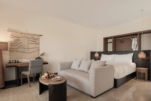 Vitality &amp; Renewal | Hypo-allergenic bedding, down comforters, minibar, in-room safe - MGM Wellness Retreat (Aswan)