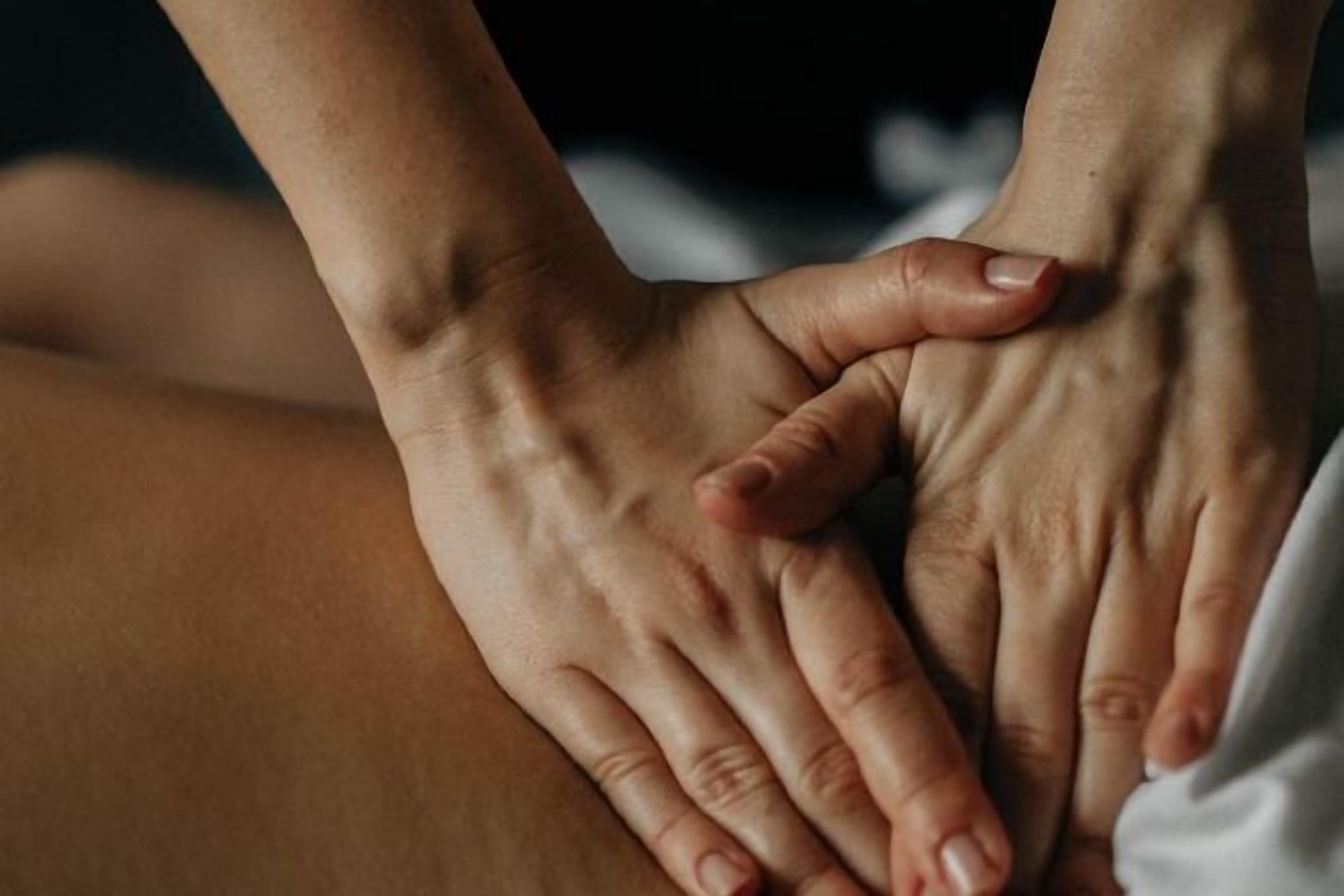 Wellnessanwendung | Sauna, Whirlpool, Körperbehandlungen, Schlammbad, Hydrotherapie