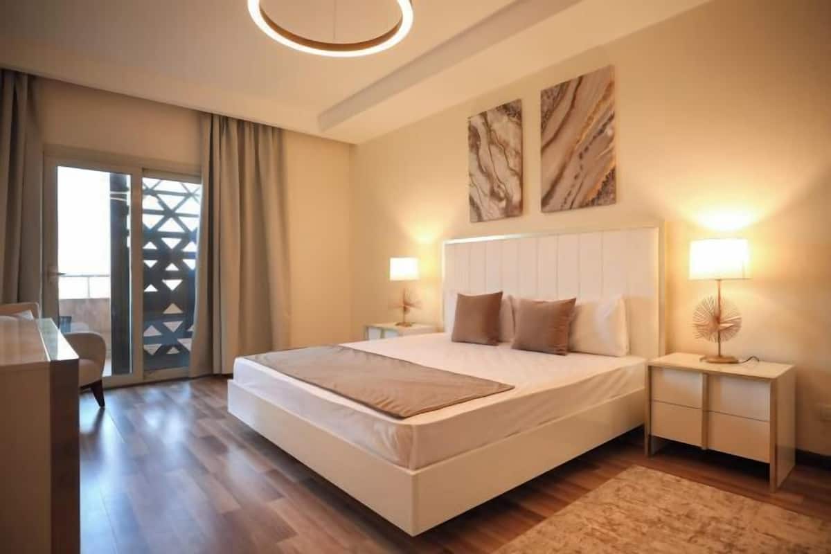 Ropa de cama hipoalergénica, cubrecamas y minibar