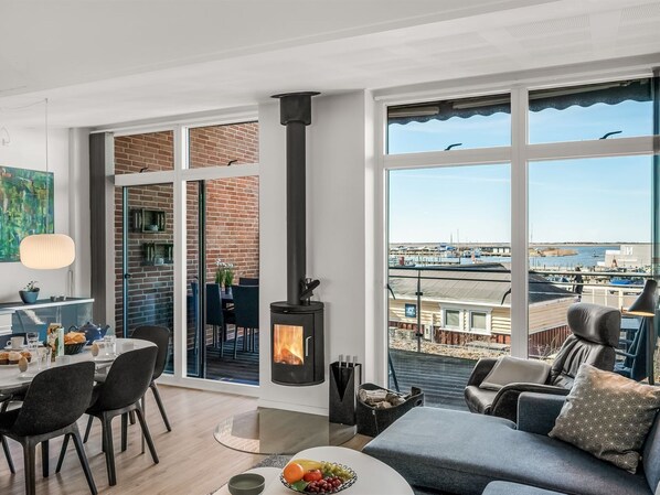 TV, fireplace - "Gustav" - 100m to the fjord by Interhome (Hemmet)