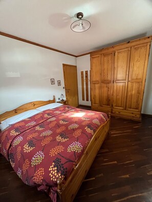 Comfort Apartment, Mountain View | Free WiFi - Residence Casa Metz (Santa Cristina Val Gardena)