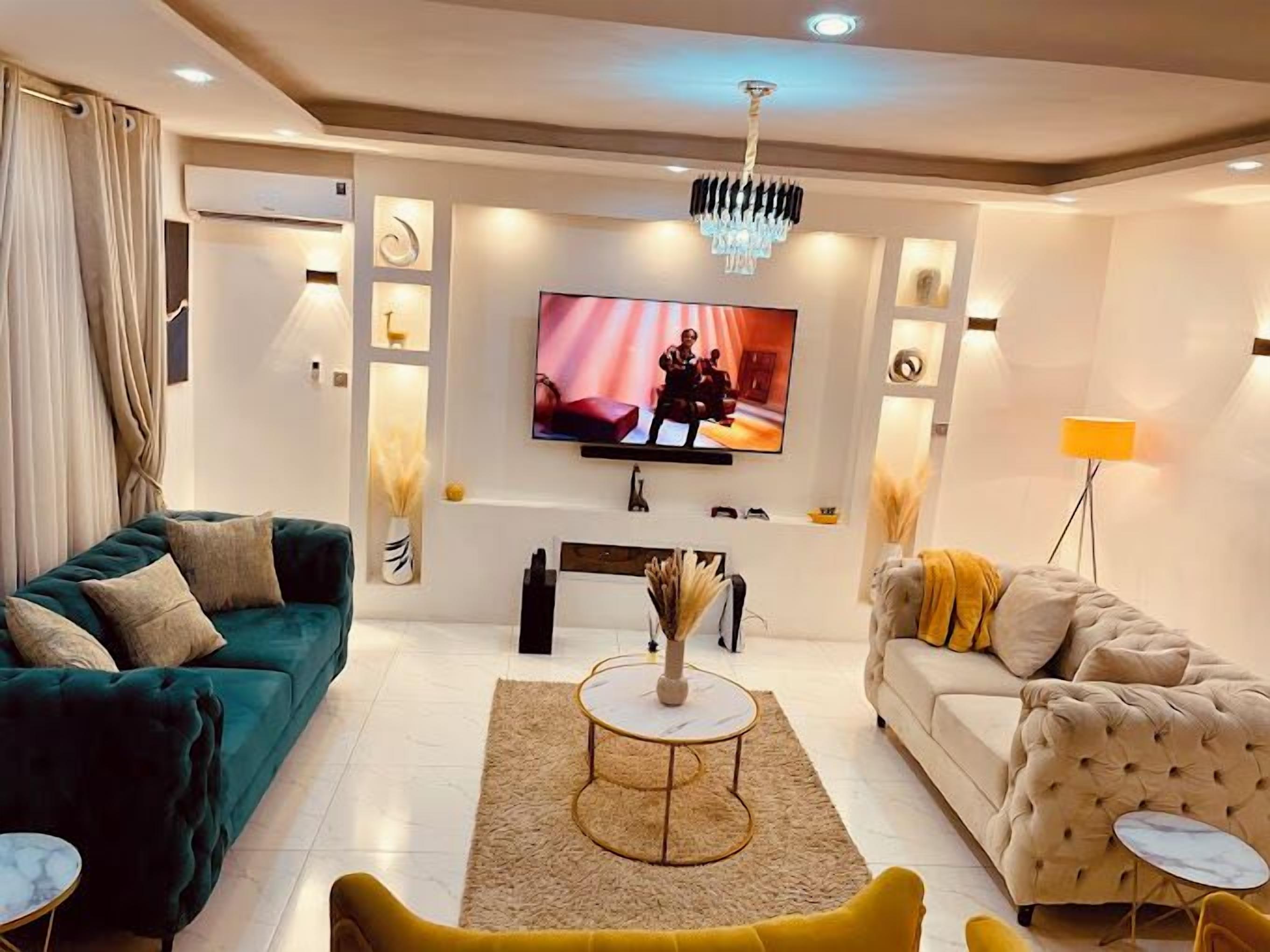 Appartement Familial, balcon, vue ville | Coin séjour