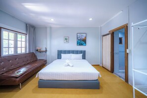 Villa, 5 habitaciones, vista a la alberca | 5 habitaciones, tabla de planchar con plancha y wifi gratis 