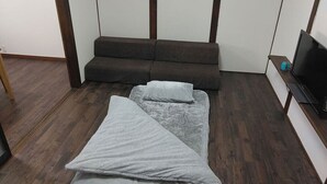 2 Schlafzimmer, Schreibtisch, kostenloses WLAN, Bettwäsche